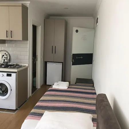 Apartment Koepruebasi Aile *