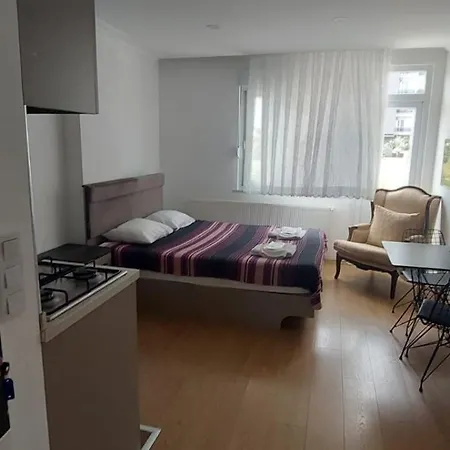 Koepruebasi Aile Apartment Antalya