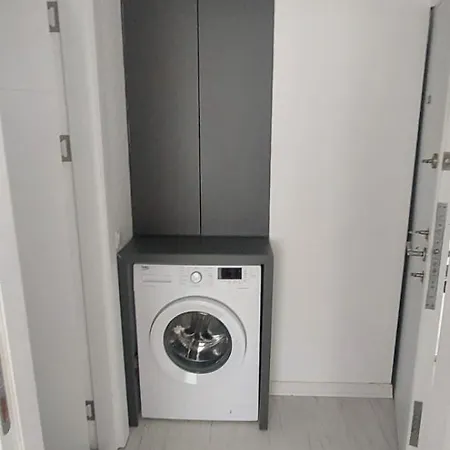 Apartment Koepruebasi Aile