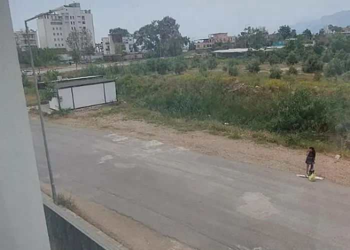 Koepruebasi Aile דירה *