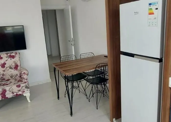 Koepruebasi Aile דירה